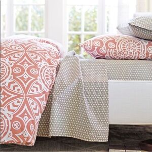Serena & Lily Full/Queen Coral Duvet Cover and 2 Euro Sham Set